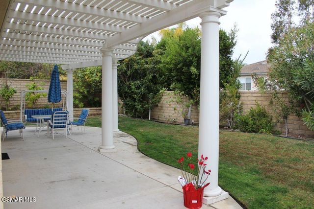 2033 Yellowthroat Place, Newbury Park, CA 91320