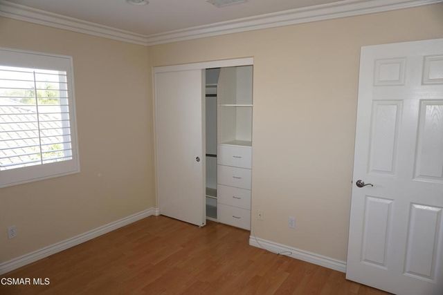 2033 Yellowthroat Place, Newbury Park, CA 91320
