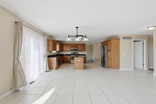 26493 Isleworth Point, Southfield City, MI 48034