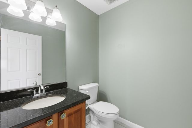 26493 Isleworth Point, Southfield City, MI 48034