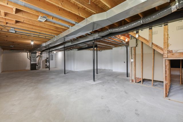 26493 Isleworth Point, Southfield City, MI 48034