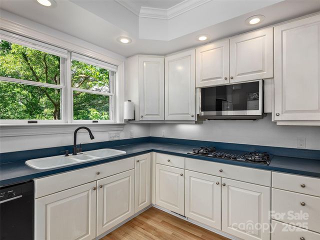 44 Ardoyne Road, Asheville, NC 28804