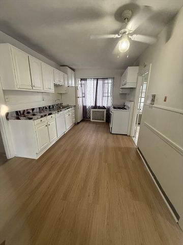 210 Hancock St, Everett, MA 02149