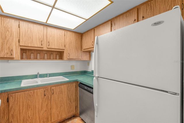 285 107TH AVENUE 408, Treasure Island, FL 33706