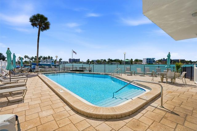 285 107TH AVENUE 408, Treasure Island, FL 33706