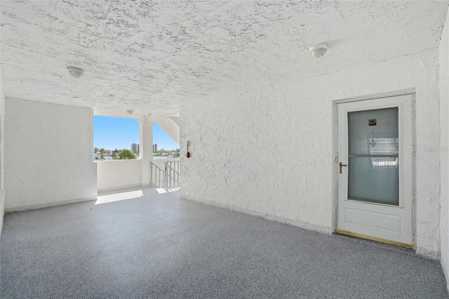 285 107TH AVENUE 408, Treasure Island, FL 33706