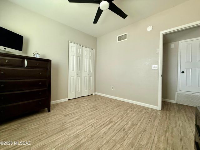 1738 W Pueblo Vista Boulevard, Tucson, AZ 85713