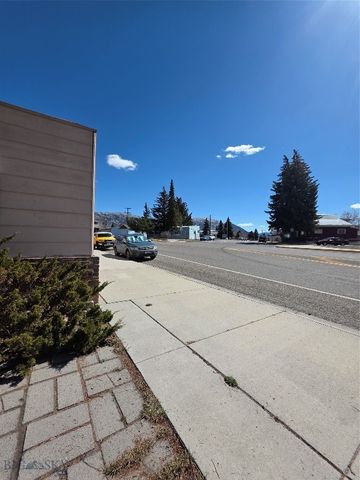 1651 Grand Avenue, Butte, MT 59701