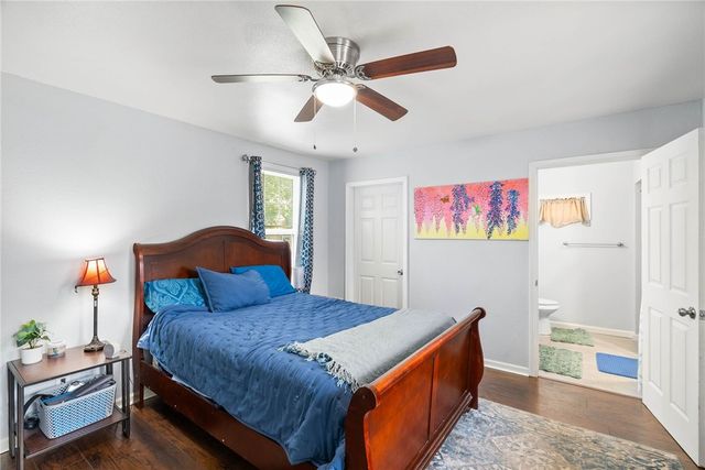 949 Bobalo Dr, Corpus Christi, TX 78412