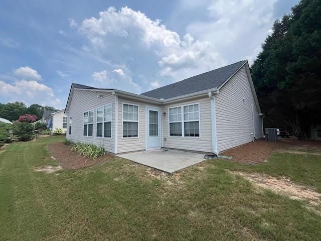 977 Village View Circle, Loganville, GA 30052
