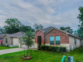 332 Pecos Drive, Huntsville, TX 77340