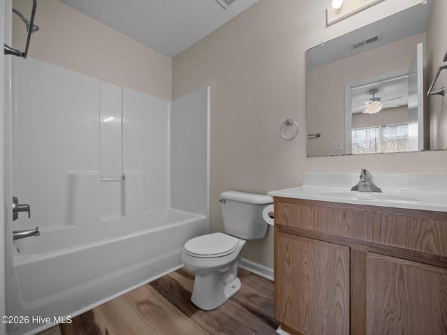 1983 W Brandymill Lane, Jacksonville, NC 28546