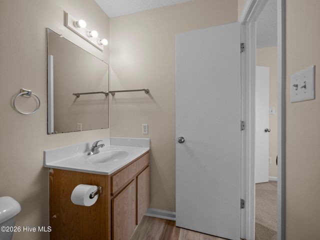 1983 W Brandymill Lane, Jacksonville, NC 28546