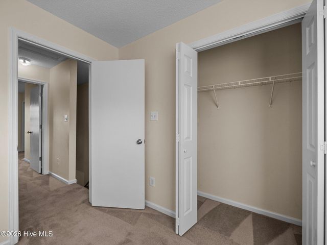 1983 W Brandymill Lane, Jacksonville, NC 28546