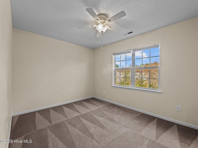 1983 W Brandymill Lane, Jacksonville, NC 28546