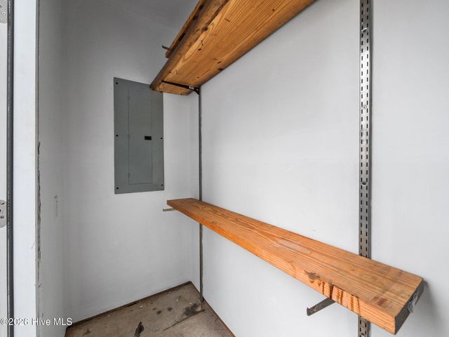 1983 W Brandymill Lane, Jacksonville, NC 28546