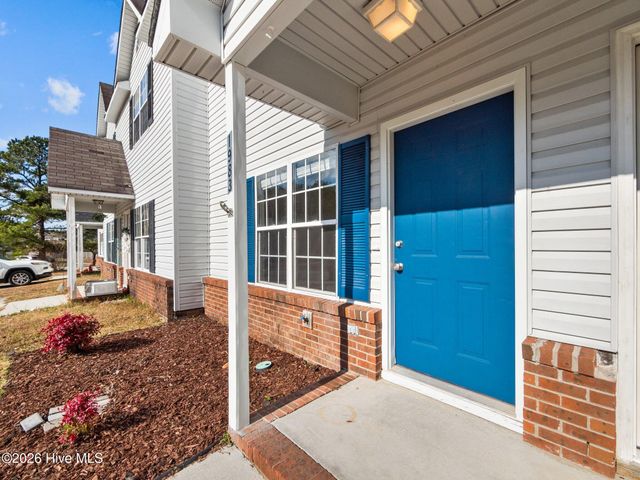 1983 W Brandymill Lane, Jacksonville, NC 28546