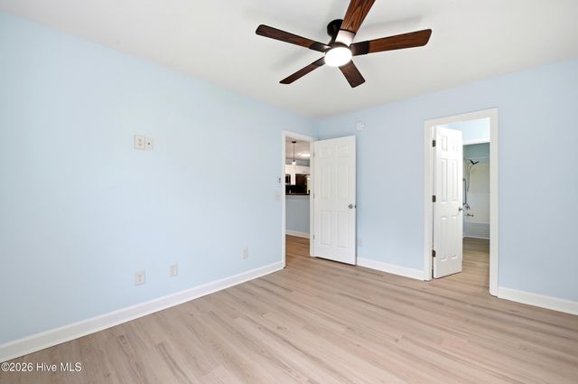 293 Walnut Road, Southport, NC 28461
