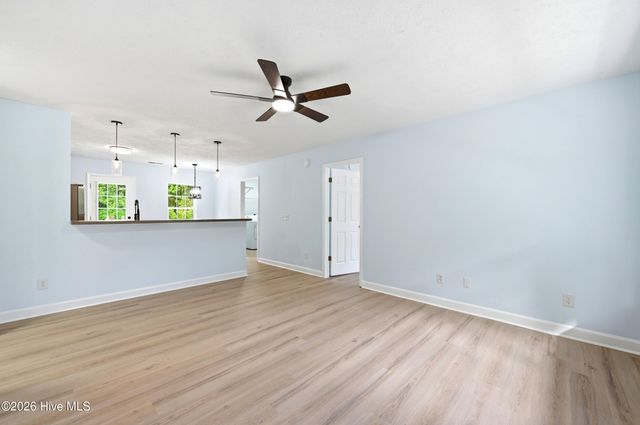 293 Walnut Road, Southport, NC 28461