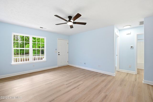 293 Walnut Road, Southport, NC 28461