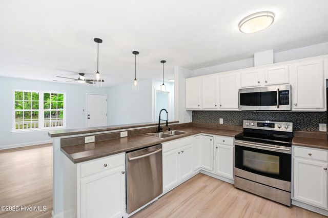 293 Walnut Road, Southport, NC 28461