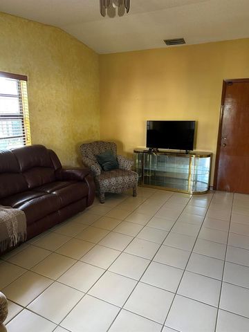 5511 SW 114th Avenue, Cooper City, FL 33330