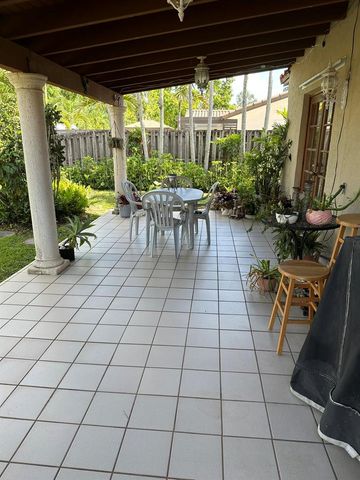 5511 SW 114th Avenue, Cooper City, FL 33330