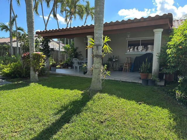 5511 SW 114th Avenue, Cooper City, FL 33330