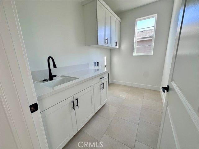 250 Memphis Belle Way, San Luis Obispo, CA 93401