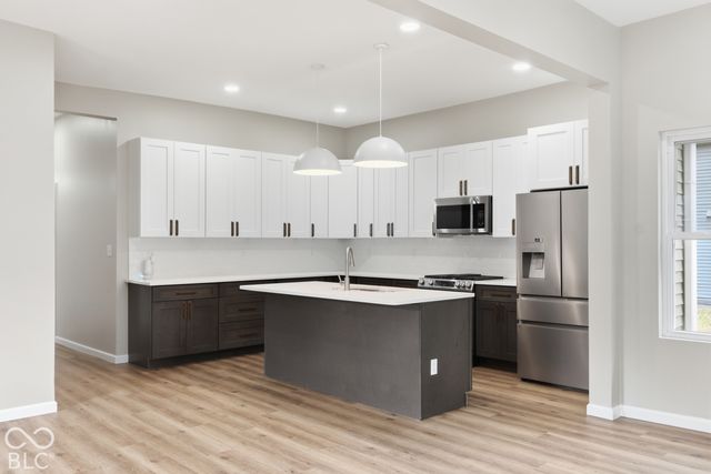 246 N Tacoma Avenue, Indianapolis, IN 46201