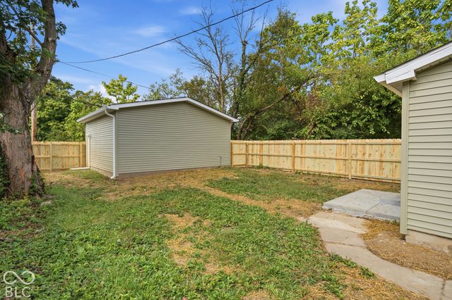 246 N Tacoma Avenue, Indianapolis, IN 46201