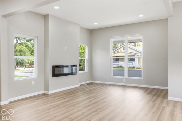 246 N Tacoma Avenue, Indianapolis, IN 46201