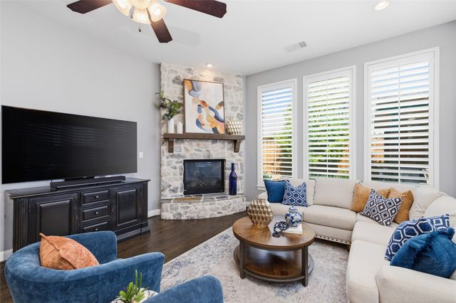 921 Drummond Drive, Prosper, TX 75078