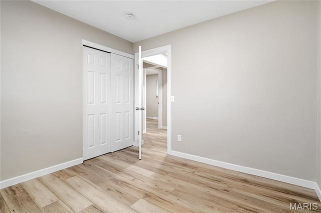 7 Flamingo Drive, Hazelwood, MO 63042