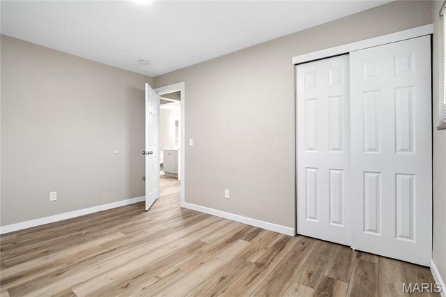 7 Flamingo Drive, Hazelwood, MO 63042