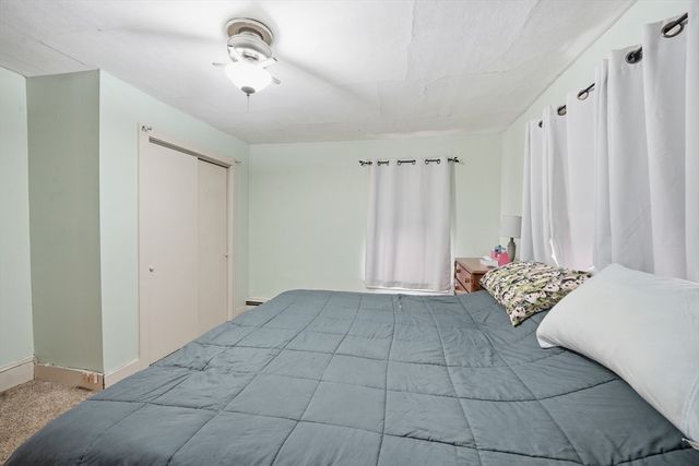 18 E Cleveland St, Greenfield, MA 01301