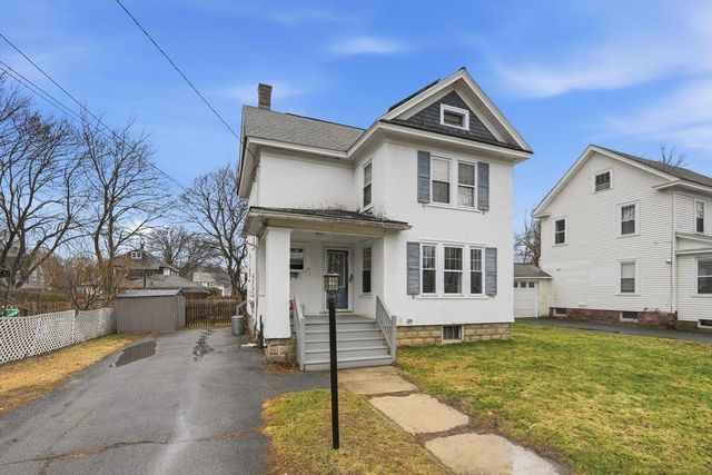 18 E Cleveland St, Greenfield, MA 01301