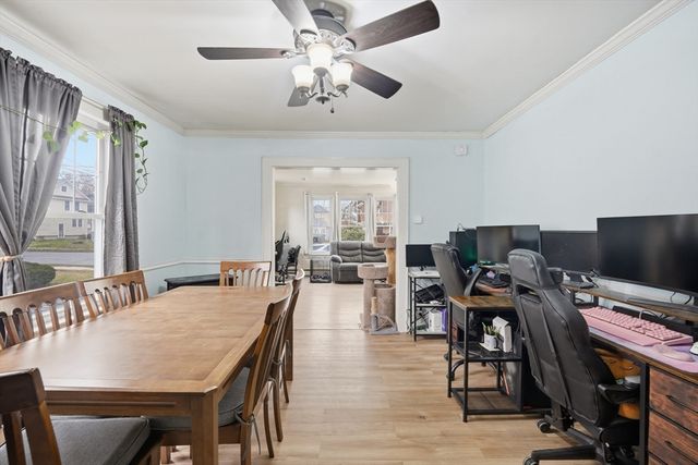 18 E Cleveland St, Greenfield, MA 01301