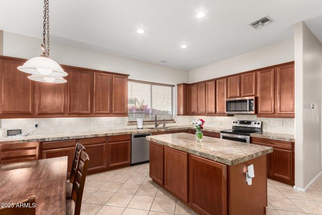 14308 W EDGEMONT Avenue, Goodyear, AZ 85395