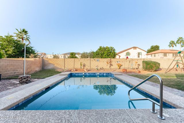 14308 W EDGEMONT Avenue, Goodyear, AZ 85395