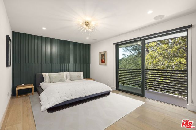 3147 Hollyridge Drive, Los Angeles, CA 90068