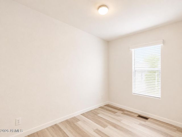 1250 E Bell Road 11, Phoenix, AZ 85022