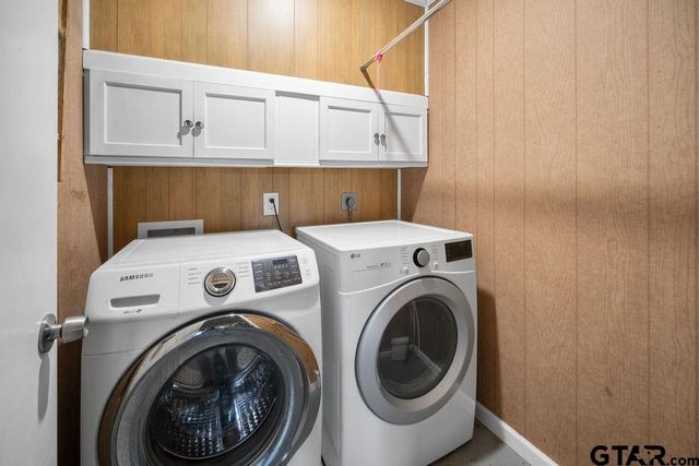 17400 Patrick St, Flint, TX 75762