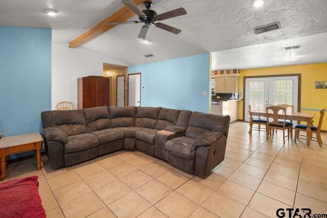 17400 Patrick St, Flint, TX 75762