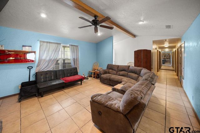 17400 Patrick St, Flint, TX 75762