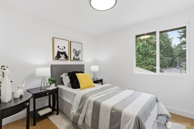 10500 NE 136th Place, Kirkland, WA 98034