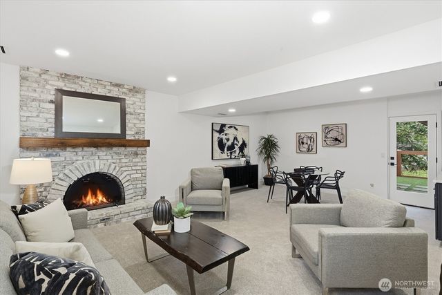 10500 NE 136th Place, Kirkland, WA 98034