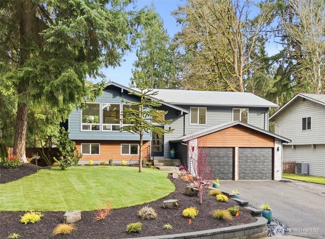 10500 NE 136th Place, Kirkland, WA 98034