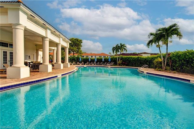 7020 Ambrosia LN 1108, Naples, FL 34119