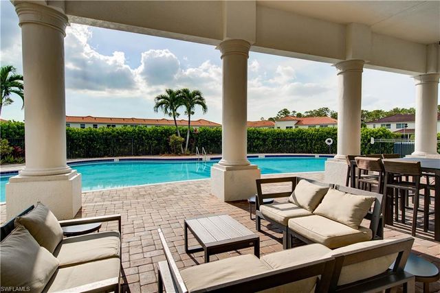 7020 Ambrosia LN 1108, Naples, FL 34119